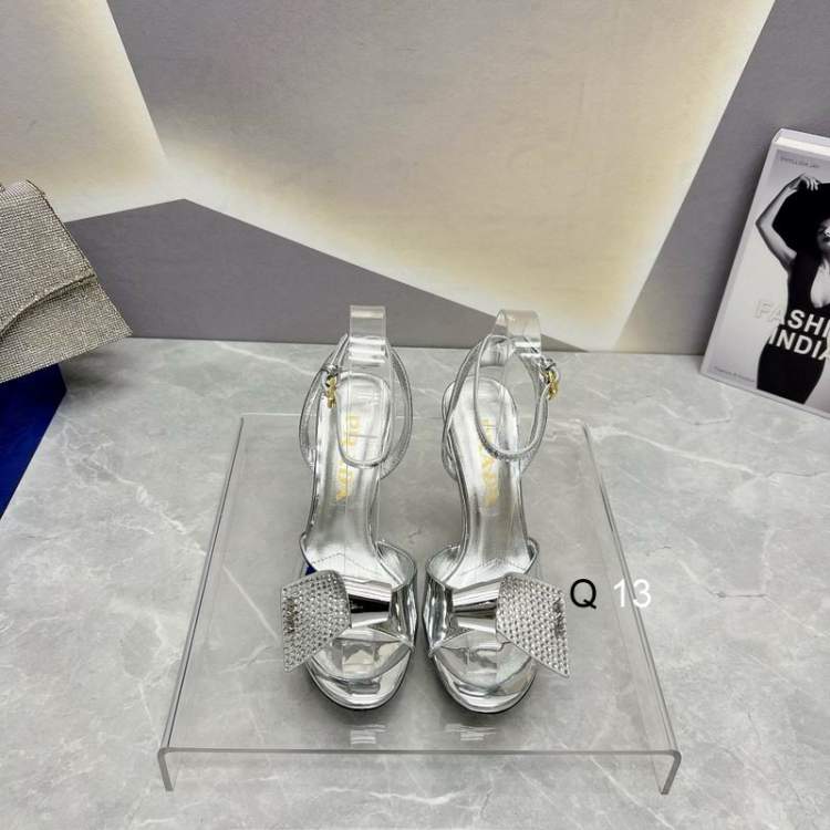 Picture of Prada Shoes _SKUPradasz35-40919192.5CM3CYM0102